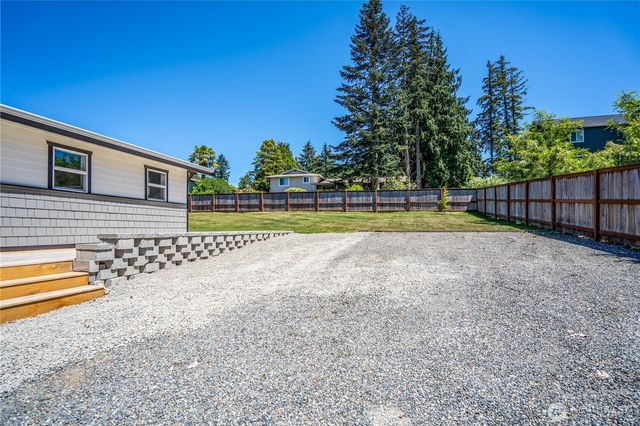 2206 15th Avenue, Milton, WA 98354
