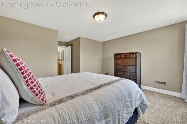 2212 Heidi Drive, Addison Township, MI 48370