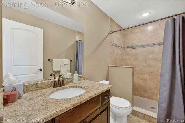 2212 Heidi Drive, Addison Township, MI 48370