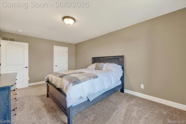 2212 Heidi Drive, Addison Township, MI 48370