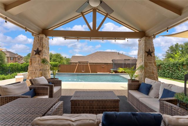 51 Springtime Creek Drive, The Woodlands, TX 77354