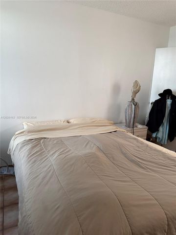200 177th Drive 107, Sunny Isles Beach, FL 33160