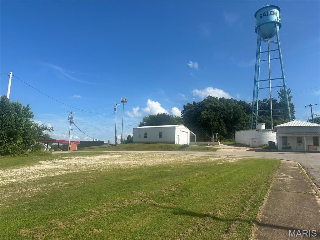 4 S Tower Street, Salem, MO 65560