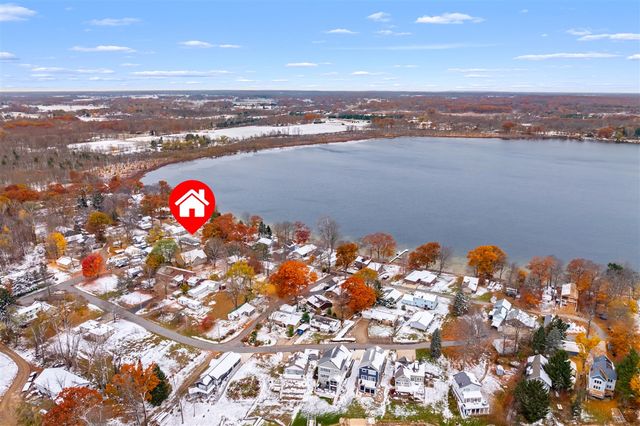 5037 2nd Street, Delton, MI 49046