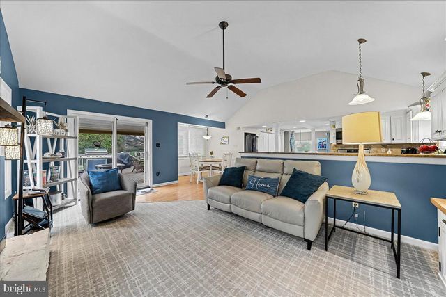 474 RIDGE LN, Springfield, PA 19064