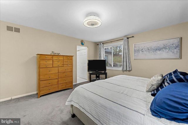 474 RIDGE LN, Springfield, PA 19064