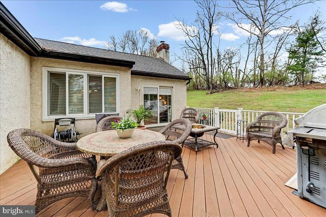 474 RIDGE LN, Springfield, PA 19064