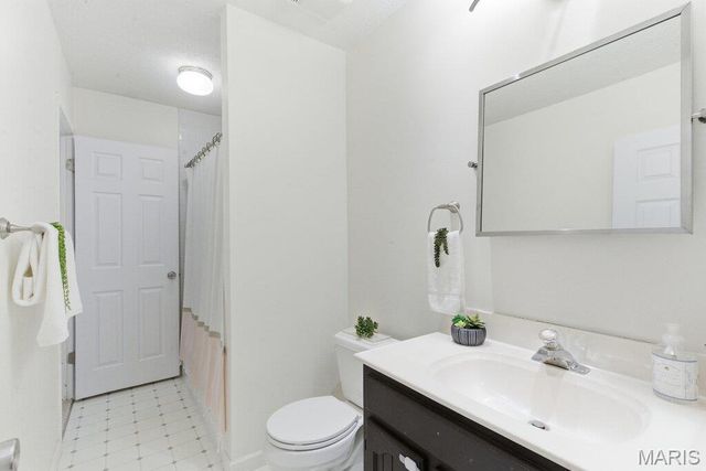 11844 Smoke Valley Court, Maryland Heights, MO 63043