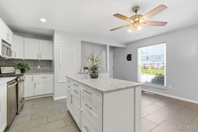 11844 Smoke Valley Court, Maryland Heights, MO 63043