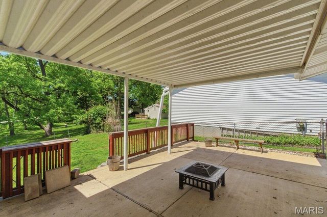 11844 Smoke Valley Court, Maryland Heights, MO 63043