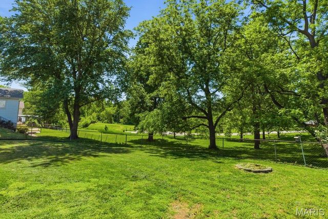 11844 Smoke Valley Court, Maryland Heights, MO 63043