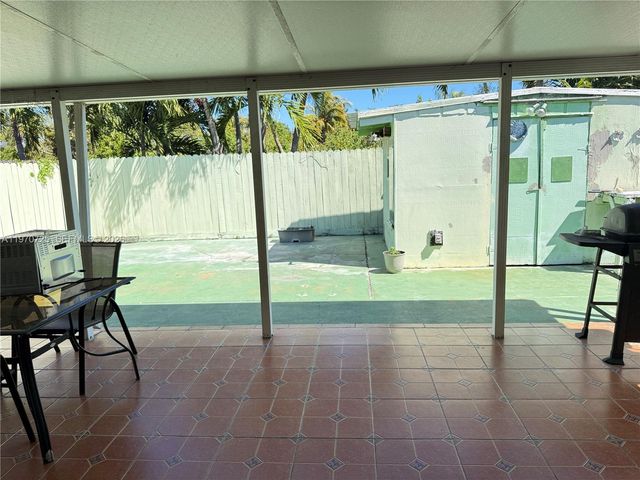 4445 SW 136th Pl, Miami, FL 33175