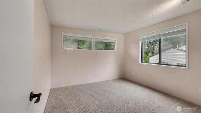 26118 147th Place SE, Kent, WA 98042