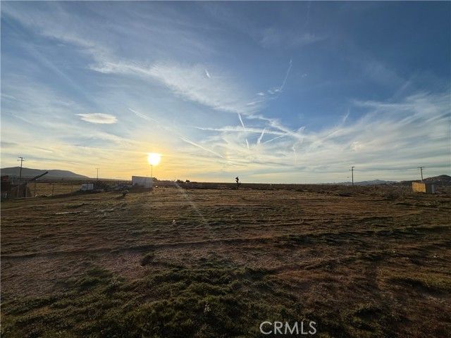 25733 Lancelet Street, Apple Valley, CA 92307