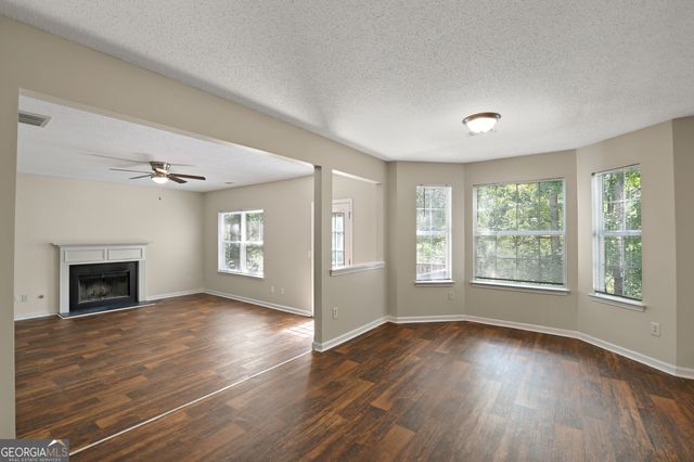 310 Espana Street, South Fulton, GA 30349