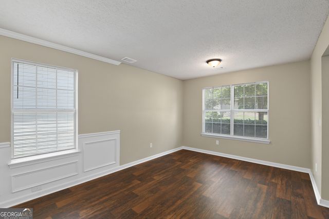 310 Espana Street, South Fulton, GA 30349