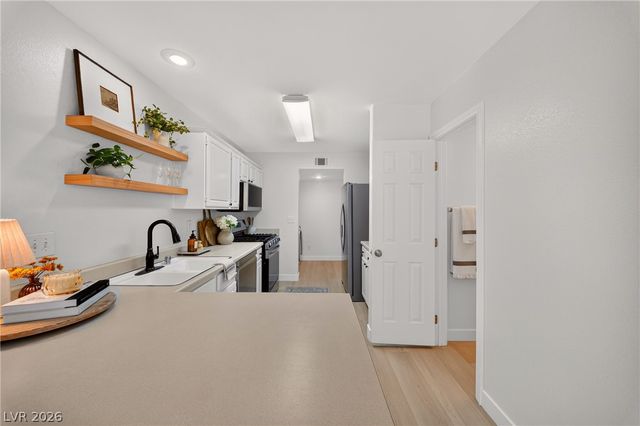10138 Quilt Tree Street, Las Vegas, NV 89183