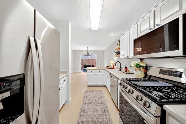 10138 Quilt Tree Street, Las Vegas, NV 89183