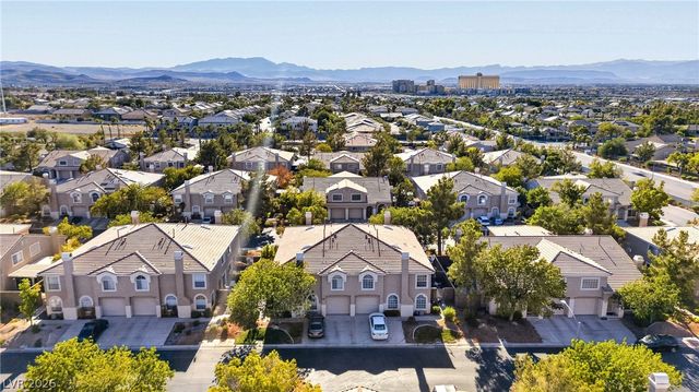 10138 Quilt Tree Street, Las Vegas, NV 89183