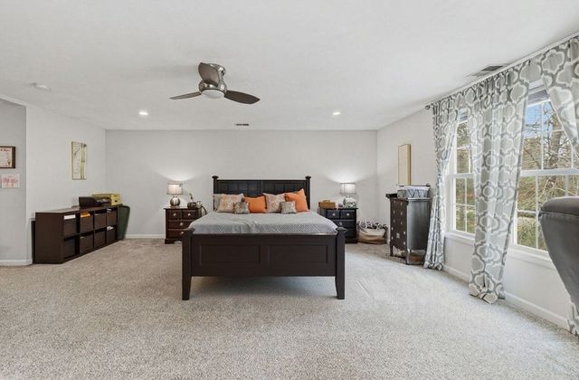 159 High St, Carver, MA 02330