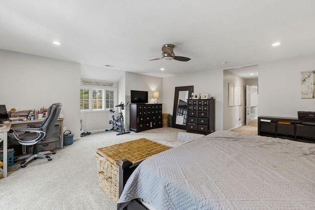 159 High St, Carver, MA 02330