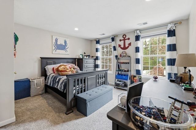 159 High St, Carver, MA 02330