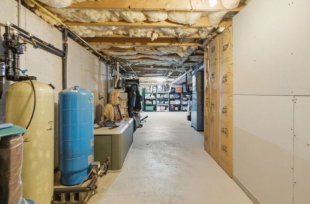 159 High St, Carver, MA 02330