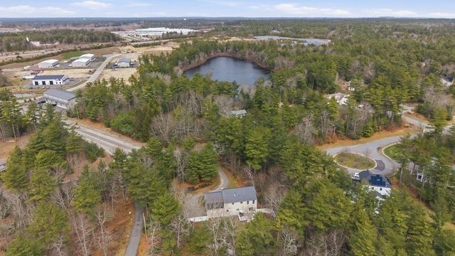 159 High St, Carver, MA 02330