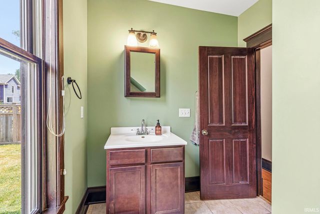 621 N Scott Street, South Bend, IN 46616