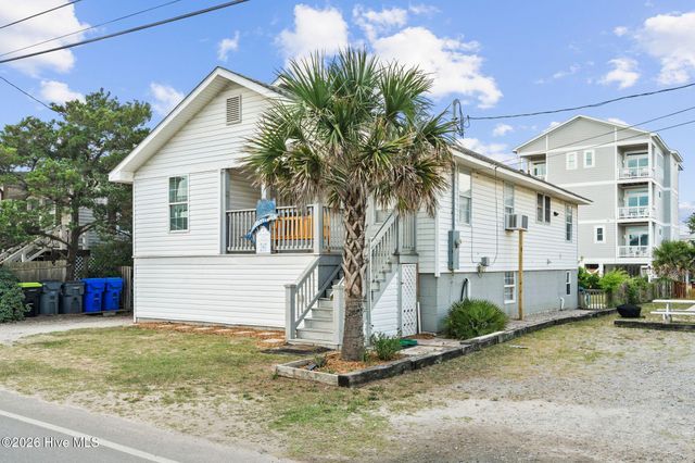 805 Carolina Beach Avenue N, Carolina Beach, NC 28428