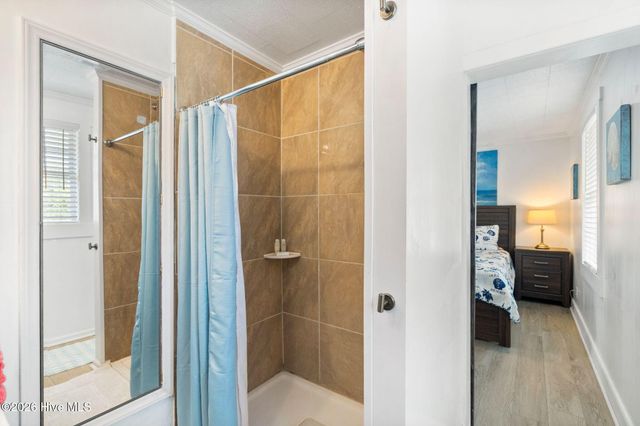 805 Carolina Beach Avenue N, Carolina Beach, NC 28428