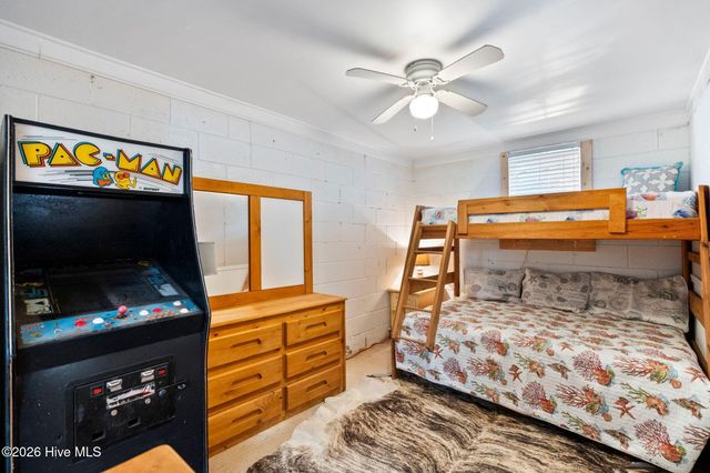 805 Carolina Beach Avenue N, Carolina Beach, NC 28428