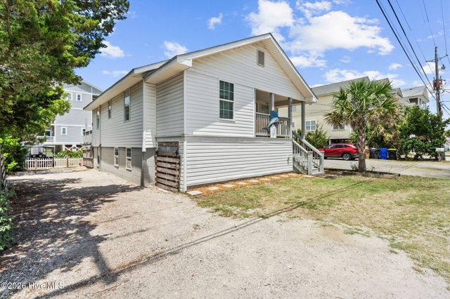 805 Carolina Beach Avenue N, Carolina Beach, NC 28428