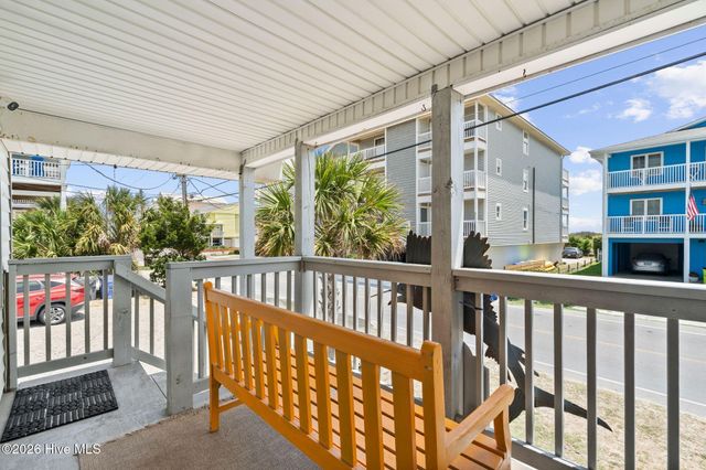 805 Carolina Beach Avenue N, Carolina Beach, NC 28428