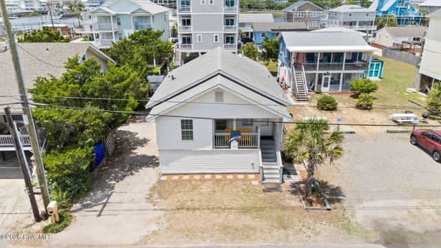 805 Carolina Beach Avenue N, Carolina Beach, NC 28428