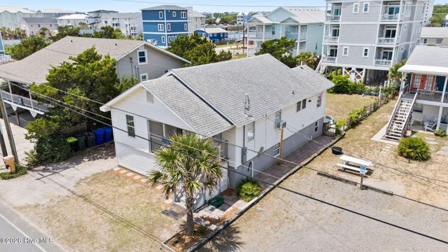 805 Carolina Beach Avenue N, Carolina Beach, NC 28428