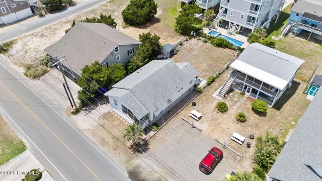 805 Carolina Beach Avenue N, Carolina Beach, NC 28428
