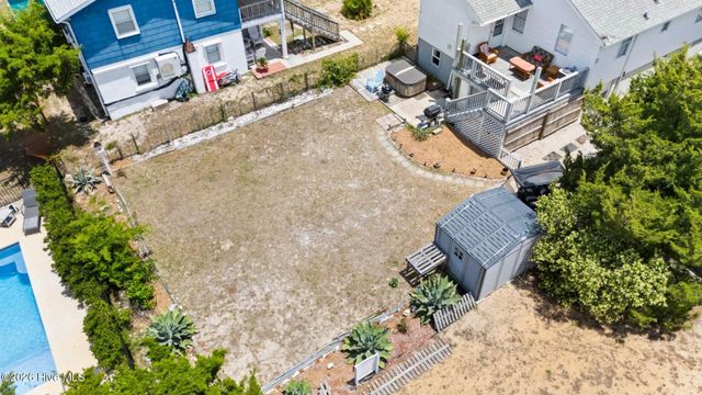 805 Carolina Beach Avenue N, Carolina Beach, NC 28428