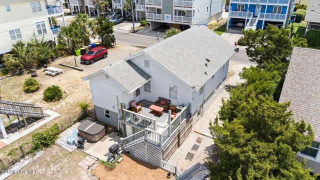 805 Carolina Beach Avenue N, Carolina Beach, NC 28428