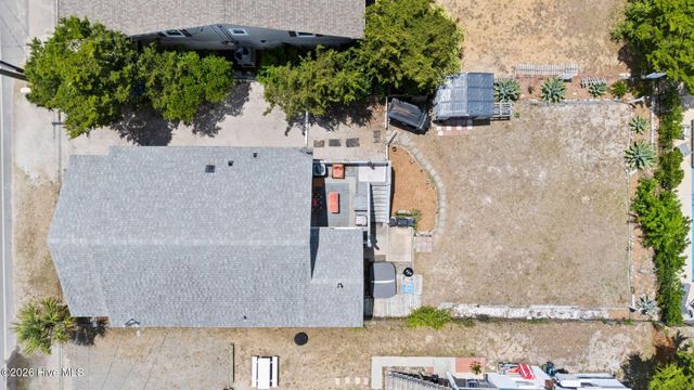 805 Carolina Beach Avenue N, Carolina Beach, NC 28428