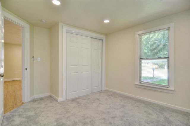 300 Meadow Park Drive, White Settlement, TX 76108