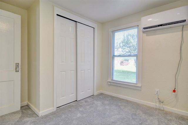 300 Meadow Park Drive, White Settlement, TX 76108