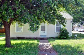 300 Meadow Park Drive, White Settlement, TX 76108