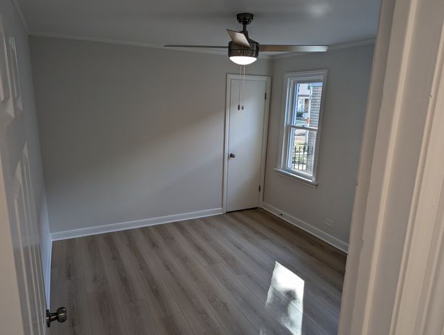 8936 S Ridgeland Avenue, Chicago, IL 60617