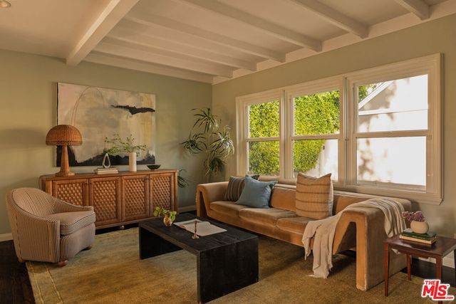 4954 Mammoth Avenue, Sherman Oaks, CA 91423