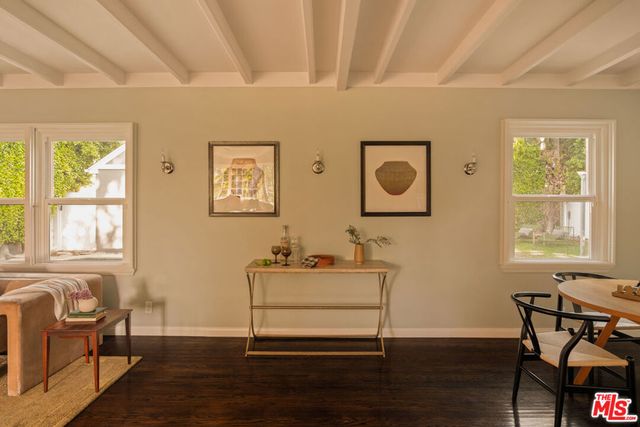 4954 Mammoth Avenue, Sherman Oaks, CA 91423