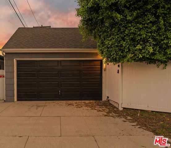 4954 Mammoth Avenue, Sherman Oaks, CA 91423