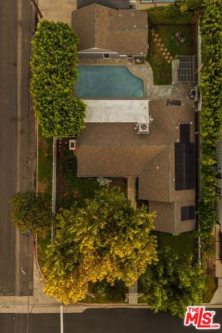 4954 Mammoth Avenue, Sherman Oaks, CA 91423