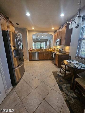 10630 Camarelle CIR, Fort Myers, FL 33913