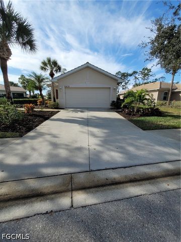 10630 Camarelle CIR, Fort Myers, FL 33913